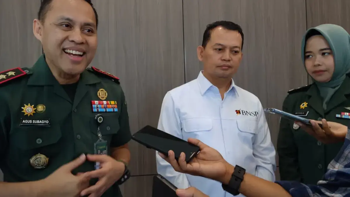 Unjani Resmikan Patung Jenderal Ahmad Yani, Tegaskan Konsep Smart Military University