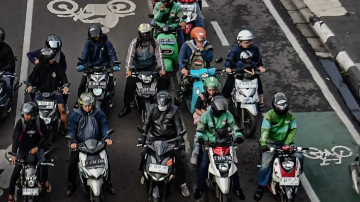 Mayoritas Penumpang Enggan Gunakan Helm, Sejumlah Pengemudi Ojol Ngadu ke Polisi Mayoritas Penumpang Enggan Gunakan Helm, Sejumlah Pengemudi Ojol Ngadu ke Polisi