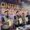 Dok. Polda Jabar saat pengungkapan kasus mie berformalin dan boraks di wilayah Garut. Kamis (19/2).