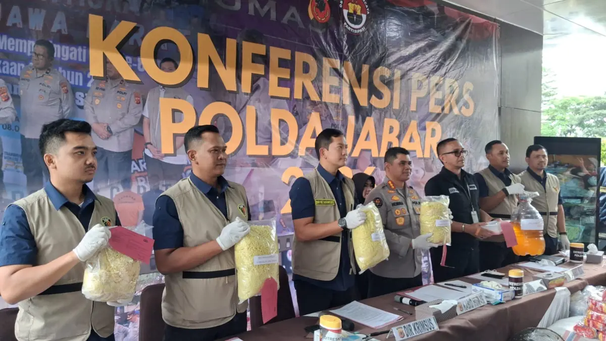 Pedagang Mie Basah di Garut Ditetapkan Sebagai Tersangka dalam, Polda Jabar: Gunakan Boraks dan Formalin Dok. Polda Jabar saat pengungkapan kasus mie berformalin dan boraks di wilayah Garut. Kamis (19/2).