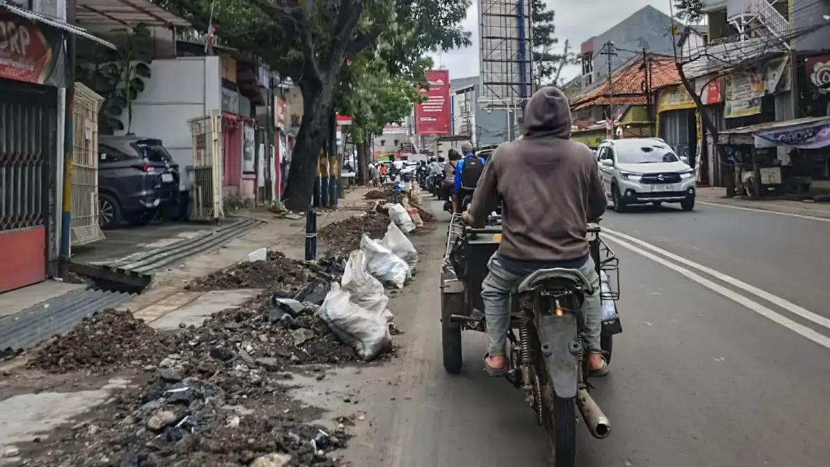 Anggaran Perbaikan Jalan Naik jadi Rp300 Miliar, Integrasi dan Pengawasan Proyek Kota Bandung Diuji