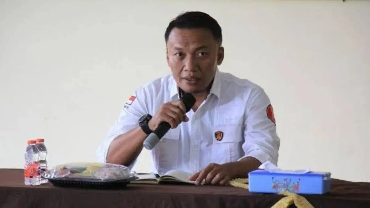 Sepuluh Kali Gasak Kabel Listrik Warga, Pria di Rancah Ciamis Berhasil Diringkus Kasat Reskrim Polres Ciamis AKP Carsono. (Cecep Herdi/Jabar Ekspres)