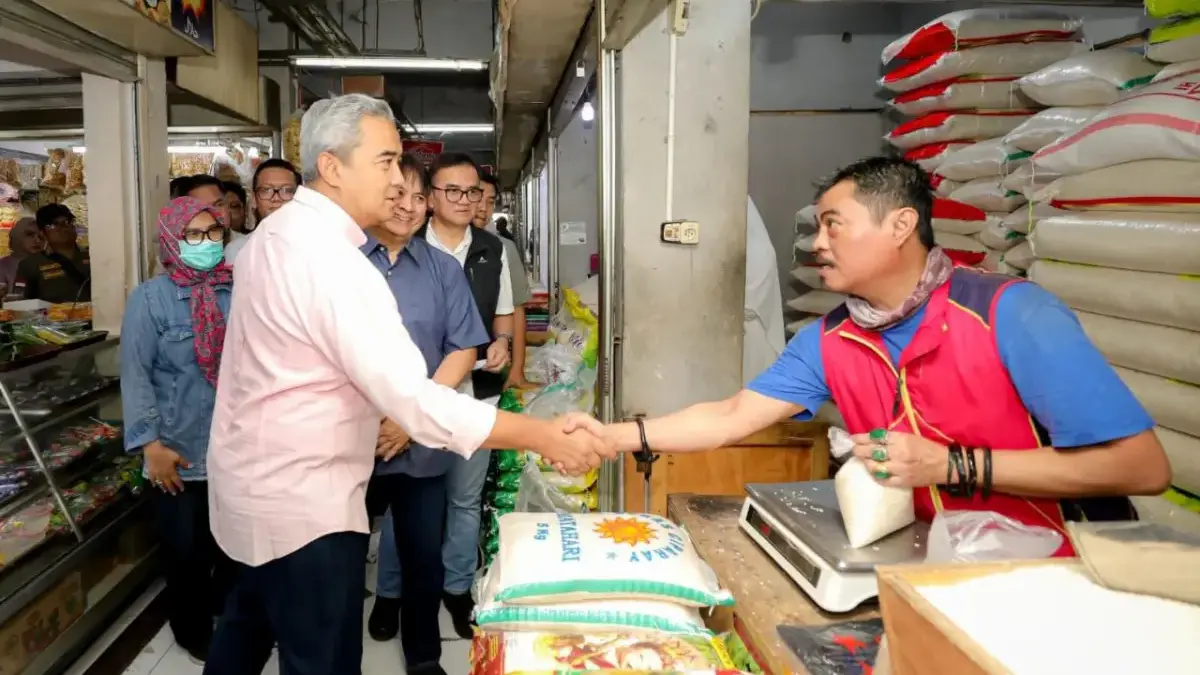Masuk Tahun Kedua, Genjot Infrastruktur, Tingkatkan Ekonomi Rakyat dan Serapan Tenaga Kerja Masuk Tahun Kedua, Genjot Infrastruktur, Tingkatkan Ekonomi Rakyat dan Serapan Tenaga Kerja
