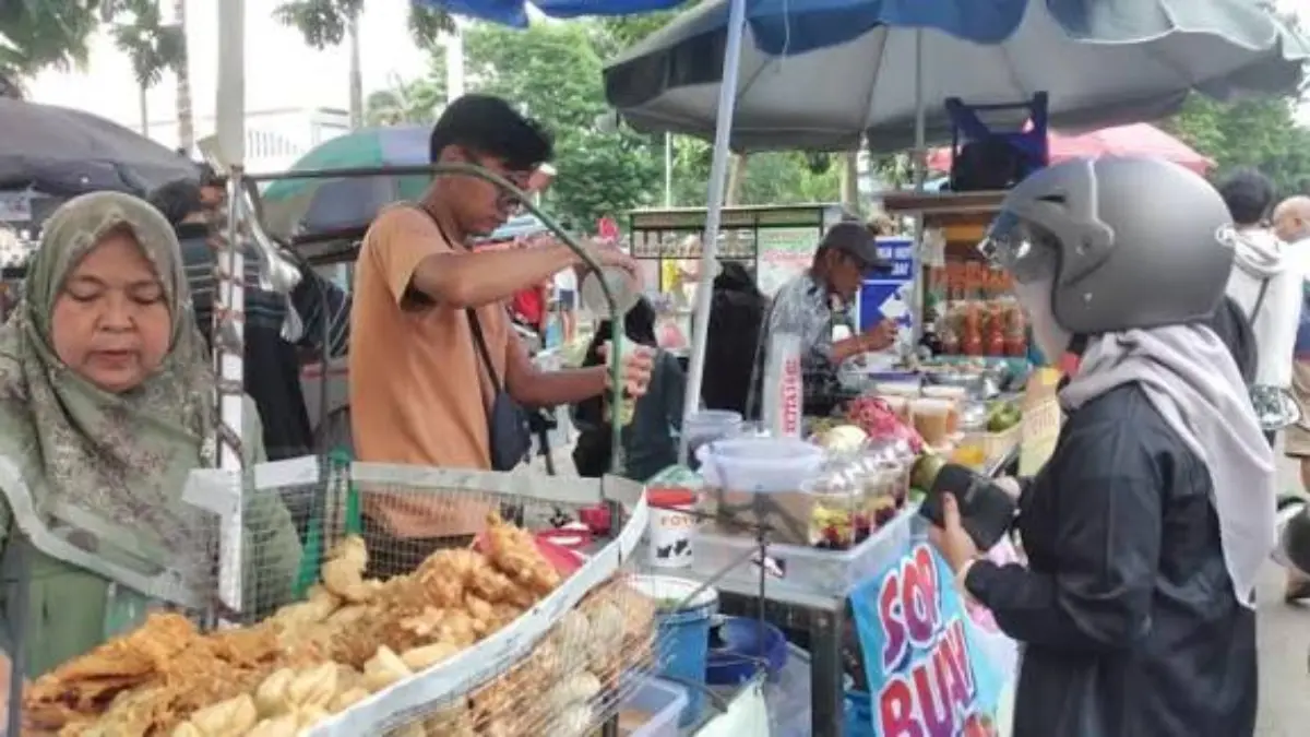 Cegah Macet Selama Ramadan, Satpol PP Bandung Awasi Penjualan Takjil dan Titik Bukber