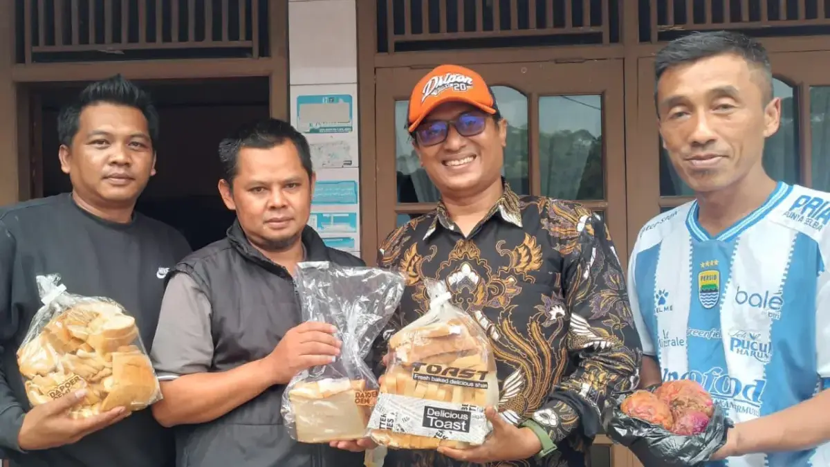 MBG Berisi Roti Kedaluwarsa dan Buah Busuk di Sumedang Diduga Akibat Anggaran, Ini Kata Pakar! MBG Berisi Roti Kedaluwarsa dan Buah Busuk di Sumedang Diduga Akibat Kendala Anggaran, Ini Kata Pakar!