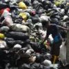 Mendiktisaintek Bakal Libatkan Kampus untuk Atasi Sampah Bandung