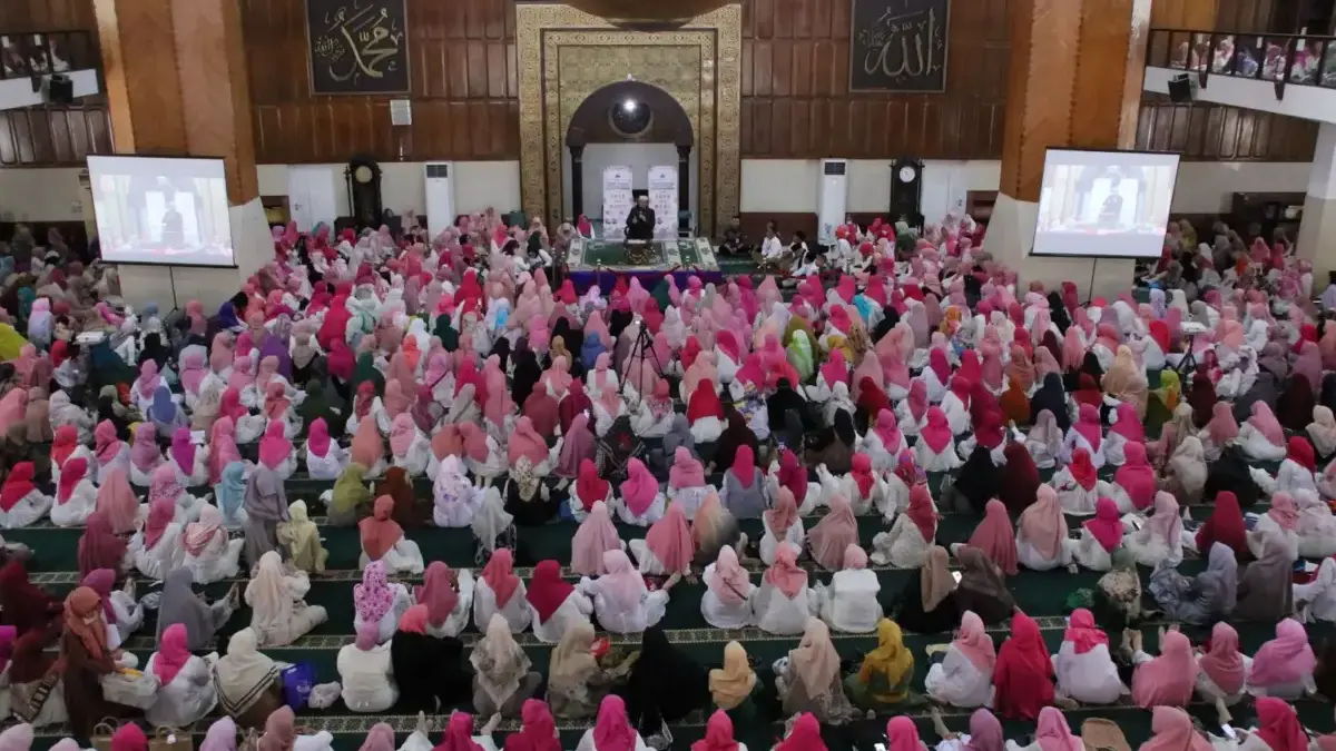 Perkuat Literasi Keuangan Syariah, OJK Tasikmalaya Gelar Tabligh Akbar Dihadiri 5.000 Jamaah