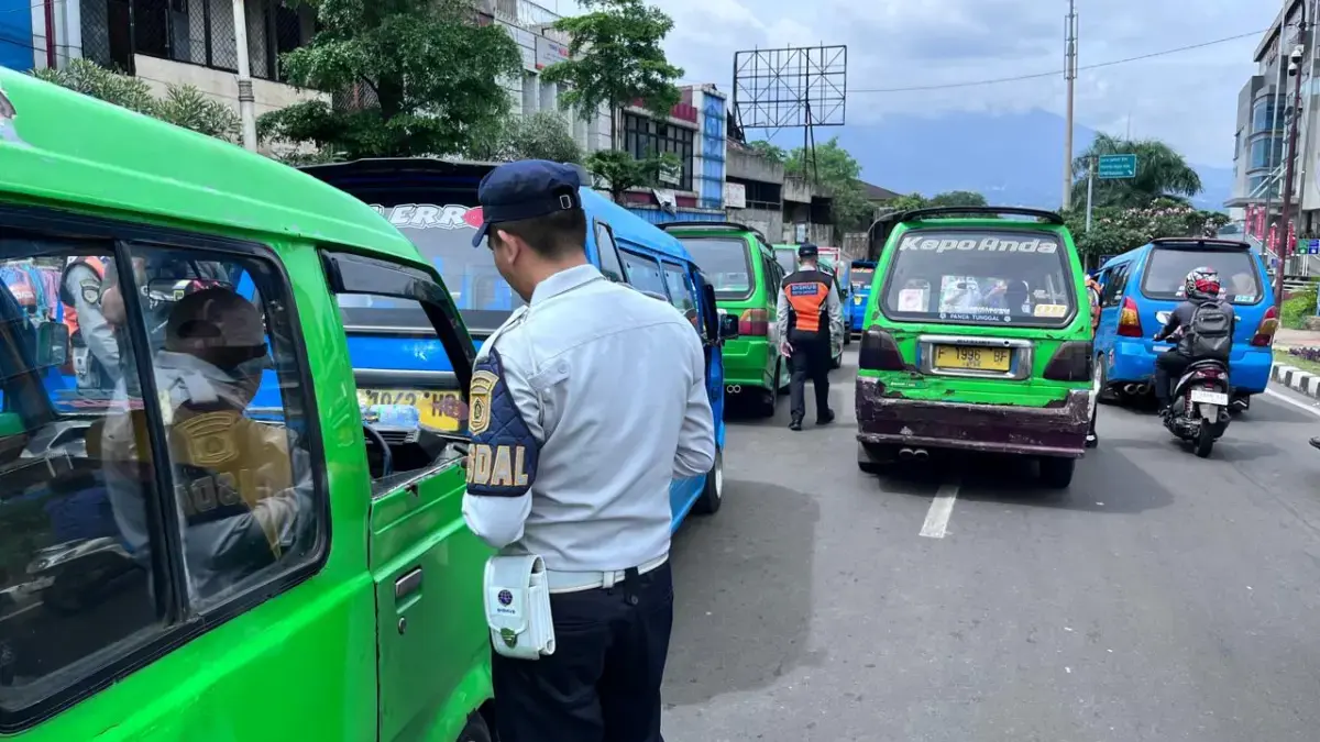 Dishub Kota Bogor Tertibkan Angkot dan AKDP Tak Laik Jalan, 54 Kendaraan Ditindak Dishub Kota Bogor Tertibkan Angkot dan AKDP Tak Laik Jalan, 54 Kendaraan Ditindak