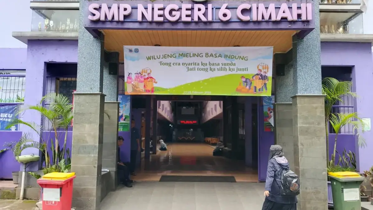 Orang Tua Siswa SMPN 6 Cimahi Minta Distribusi SPPG Dialihkan Pasca Kejadian Dugaan Keracunan MBG Orang Tua Siswa SMPN 6 Cimahi Minta Distribusi SPPG Dialihkan Pasca Kejadian Dugaan Keracunan MBG