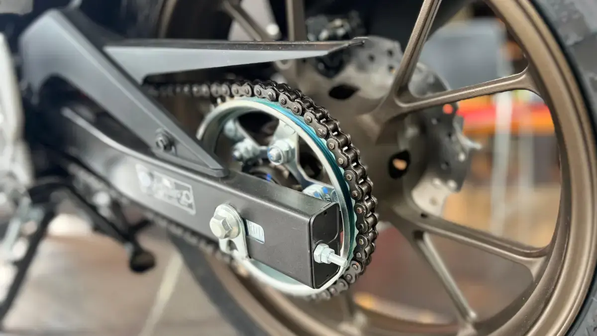 Pentingnya Perawatan Rantai Motor Untuk Menjaga Performa dan Keselamatan Berkendara Pentingnya Perawatan Rantai Motor Untuk Menjaga Performa dan Keselamatan Berkendara