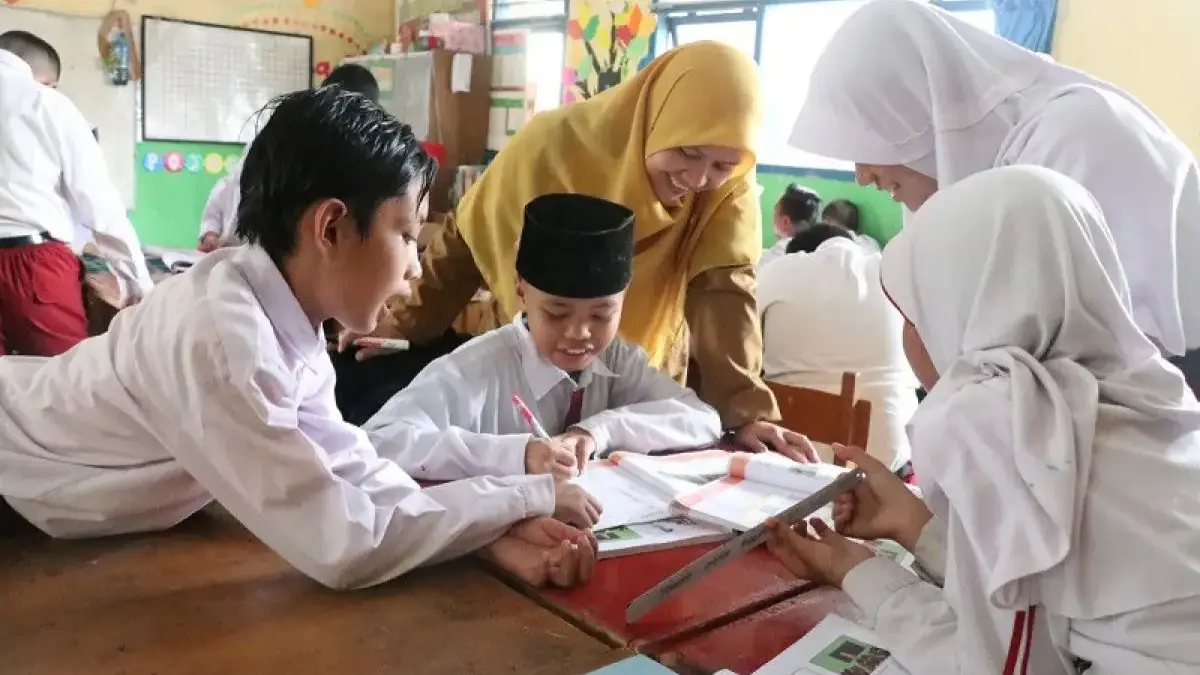Disdik Cimahi Dorong Anak Putus Sekolah Kembali Belajar Lewat PKBM dan Paket Kesetaraan Disdik Cimahi Dorong Anak Putus Sekolah Kembali Belajar Lewat PKBM dan Paket Kesetaraan