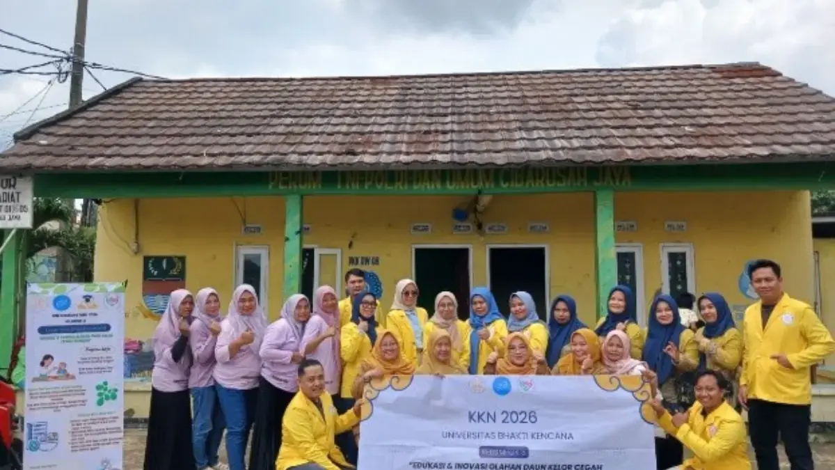 Mahasiswa D3 Farmasi UBK Edukasi Warga Cibarusah Cegah Stunting Melalui Inovasi Olahan Daun Kelor Foto pelaksanaan KKN kelompok 8 di Perumahan TNI-POLRI Cibarusah Jaya, Kabupaten Bekasi. (foto: Alif Sukma N.