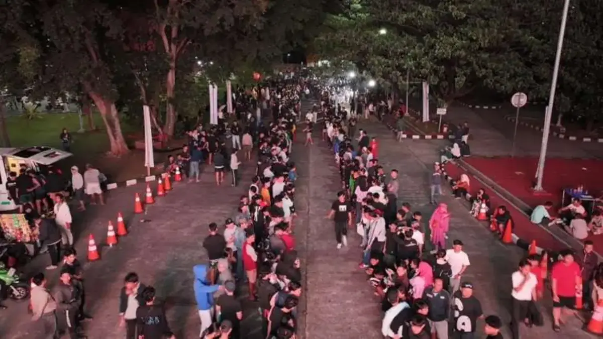 Viral Isu Taruhan Balap Lari, KORMI Bogor Tegaskan Bukan Kegiatan Resmi di Pakansari Para remaja berkumpul di area Pakansari Bogor untuk balap lari/Diskominfo