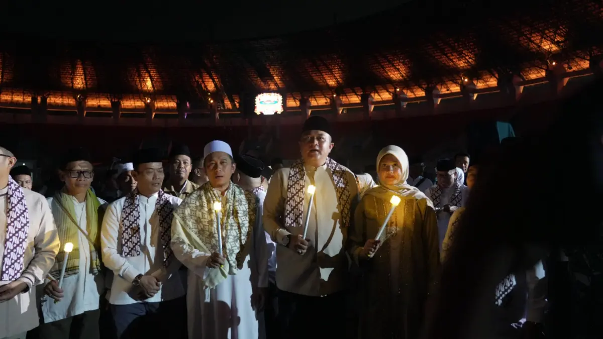 Pawai Obor di Pakansari Semarak, Bupati Bogor Serukan Persatuan di Malam Takbiran – jabarekspres.com