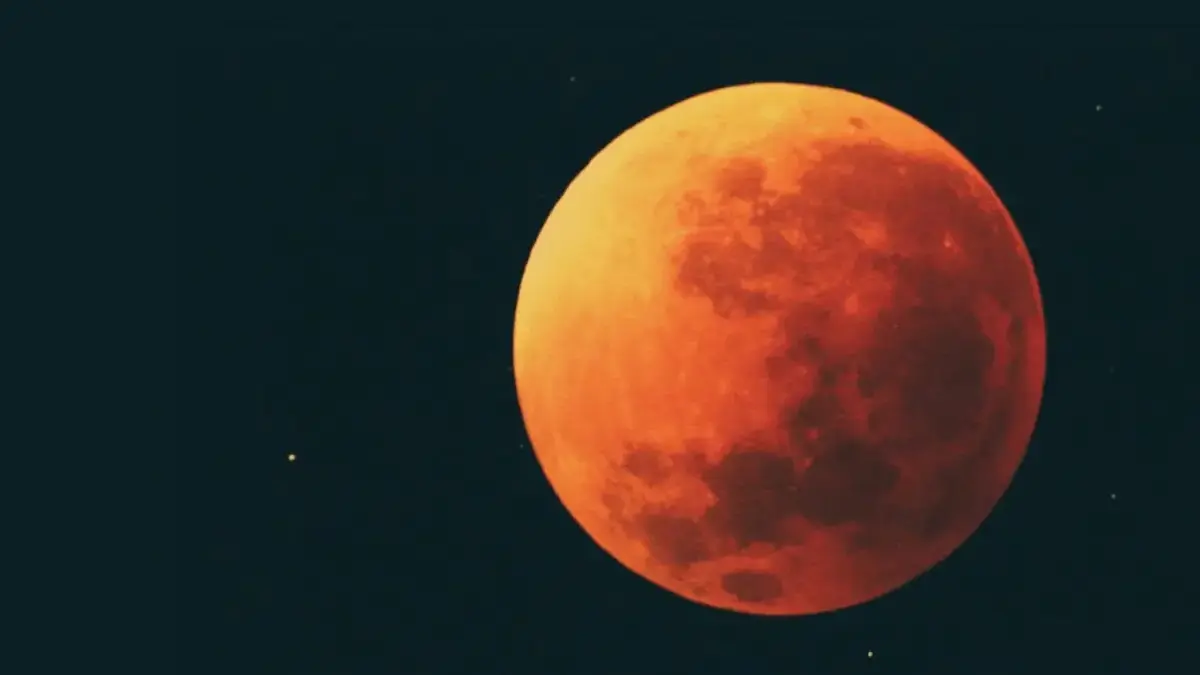 Fakta Menarik Gerhana Bulan Total Fenomena Langit Langka yang Memukau