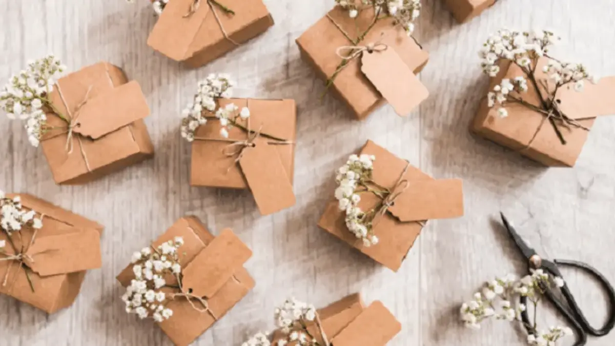 7 Ide Isi Hampers Lebaran 2026 yang Bermanfaat Selain Makanan, Terlihat Elegan dan Berkesan 7 Ide Isi Hampers Lebaran 2026 yang Bermanfaat Selain Makanan, Terlihat Elegan dan Berkesan