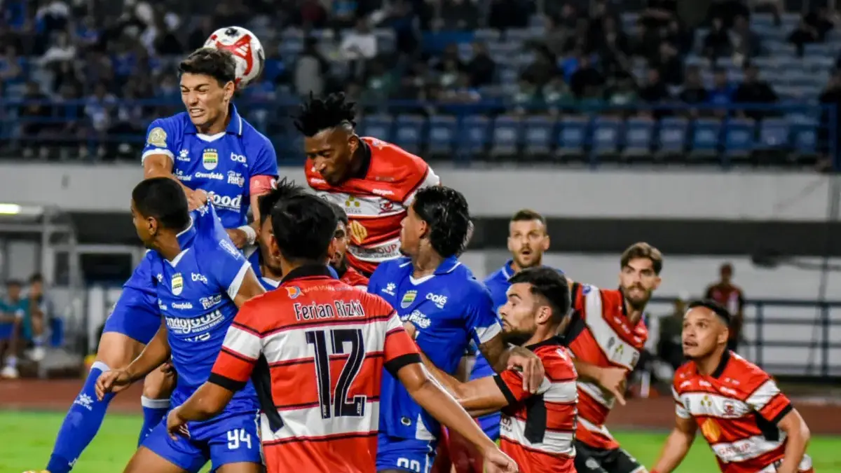 Ujian Konsistensi Persib Bandung di Kandang Bajul Ijo