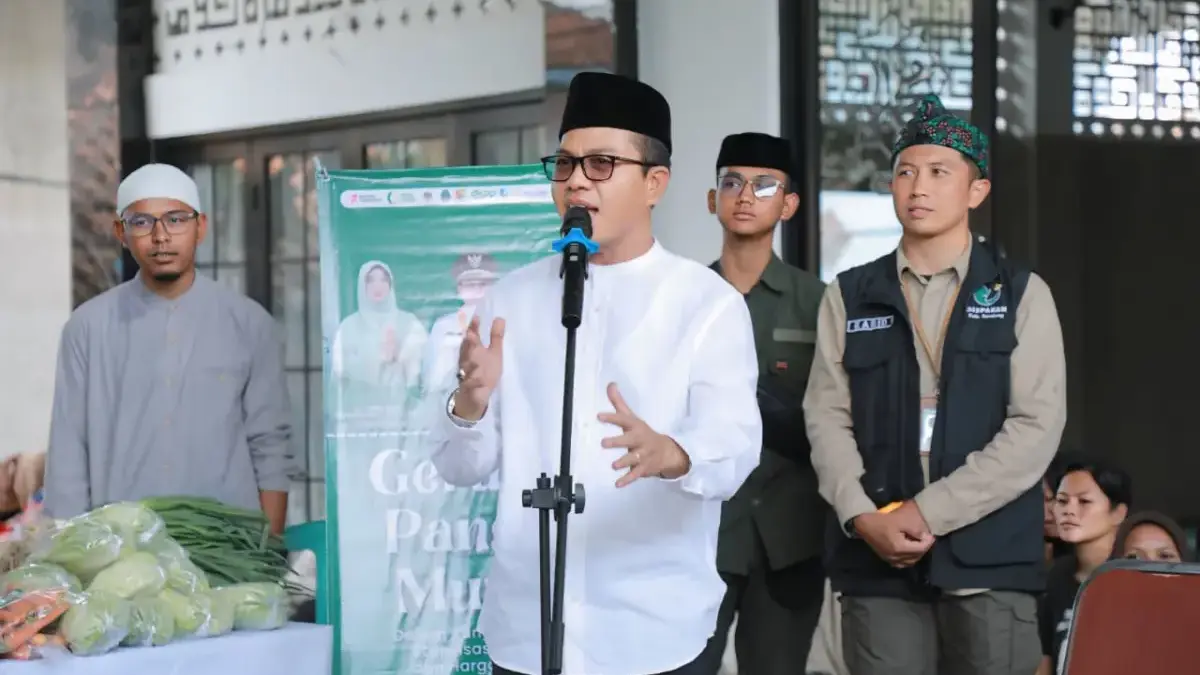 Kang DS Gelar Gerakan Pangan Murah dan Santuni Ribuan Anak Yatim dan Jompo Kang DS Gelar Gerakan Pangan Murah dan Santuni Ribuan Anak Yatim dan Jompo