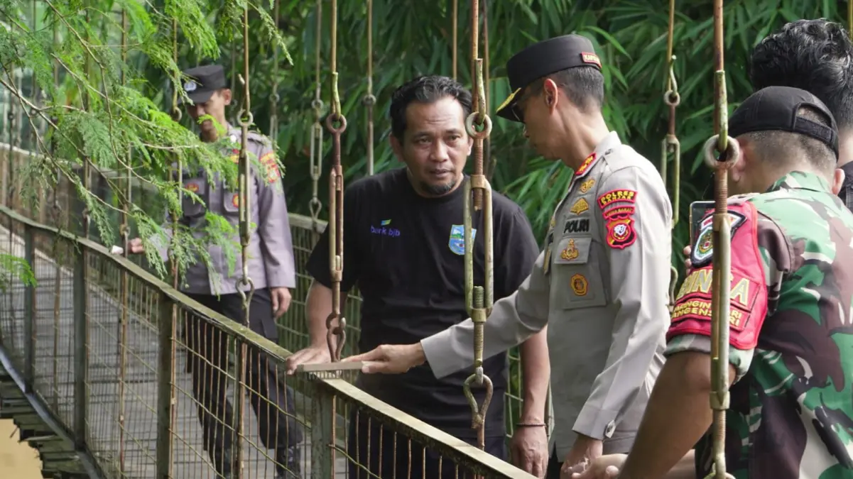 Jembatan Pentasan Berwajah Baru, Pertemukan Kembali Desa di Dua Provinsi