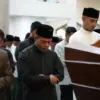 Kang DS Shalat Idulfitri di Masjid Al Fathu, Sampaikan Capaian dan Komitmen Pembangunan