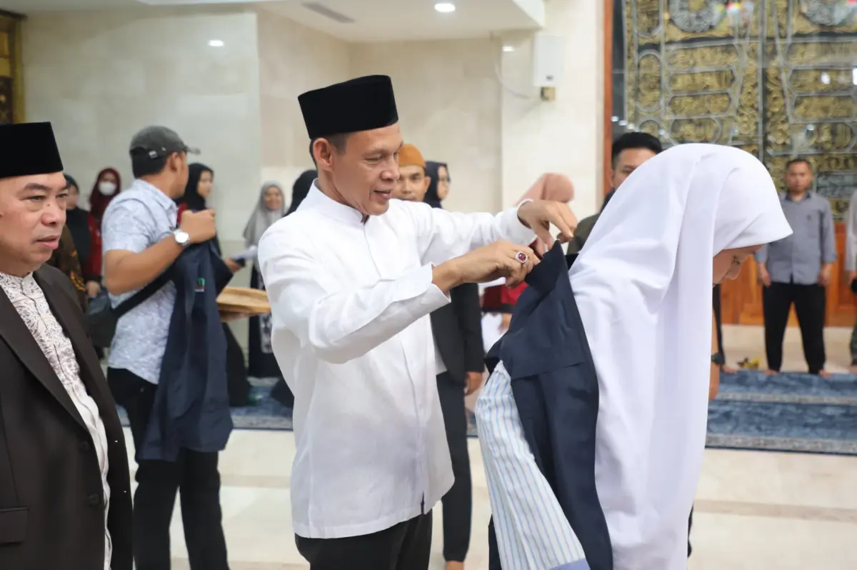 Puluhan Santri Bogor Dilepas ke Pesantren Gontor, Wakil Bupati Tekankan Warisan Ilmu – jabarekspres.com