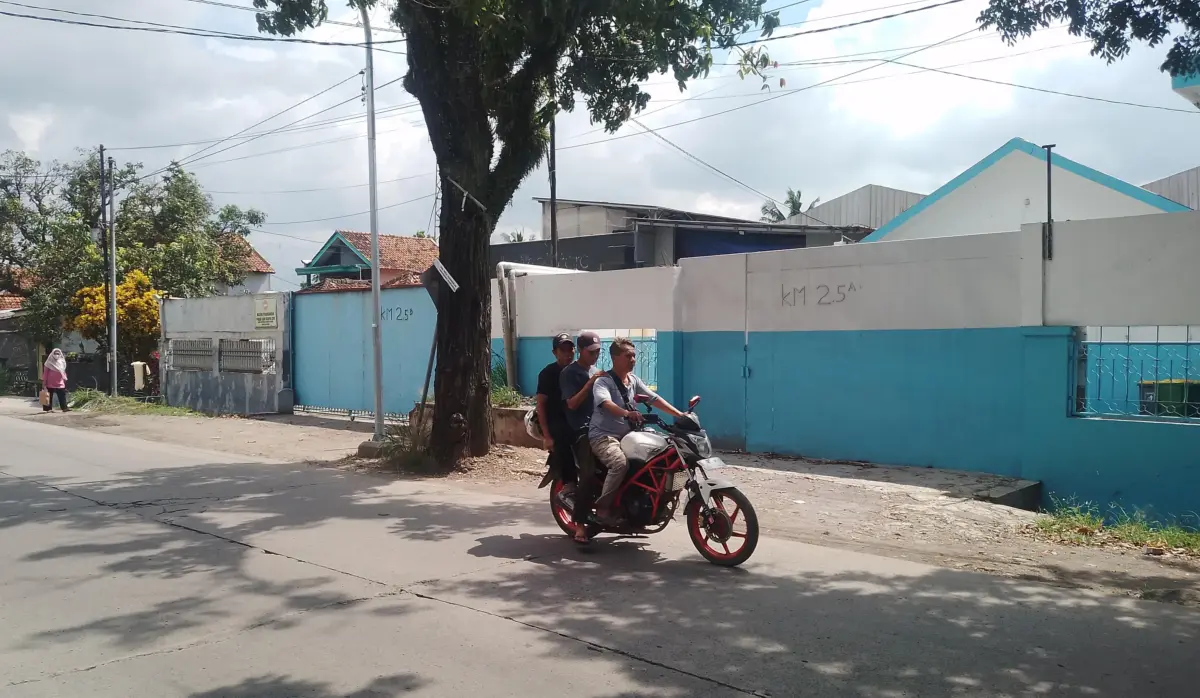 Dapur MBG di Desa Rancaekek Wetan Bandung Diduga Tak Punya IPAL, Warga dan Lahan Sawah Kena Dampak Limbah – jabarekspres.com