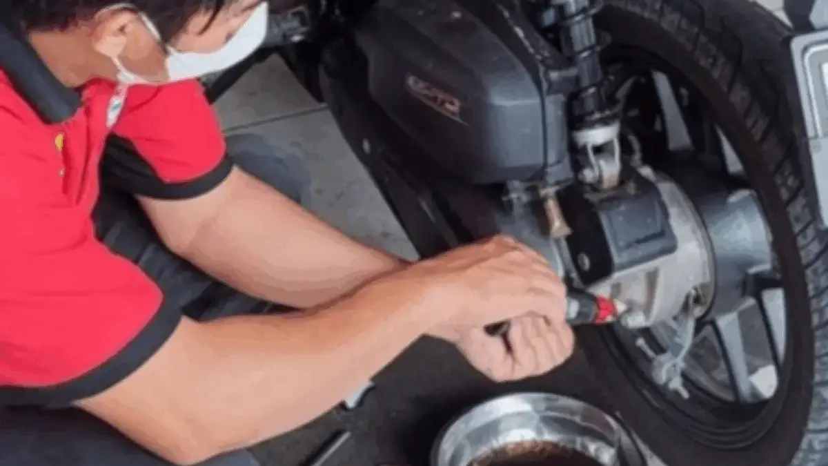6 Oli Gardan Terbaik untuk Motor Matic 2026 untuk Tarikan Halus, Mesin Lebih Awet!