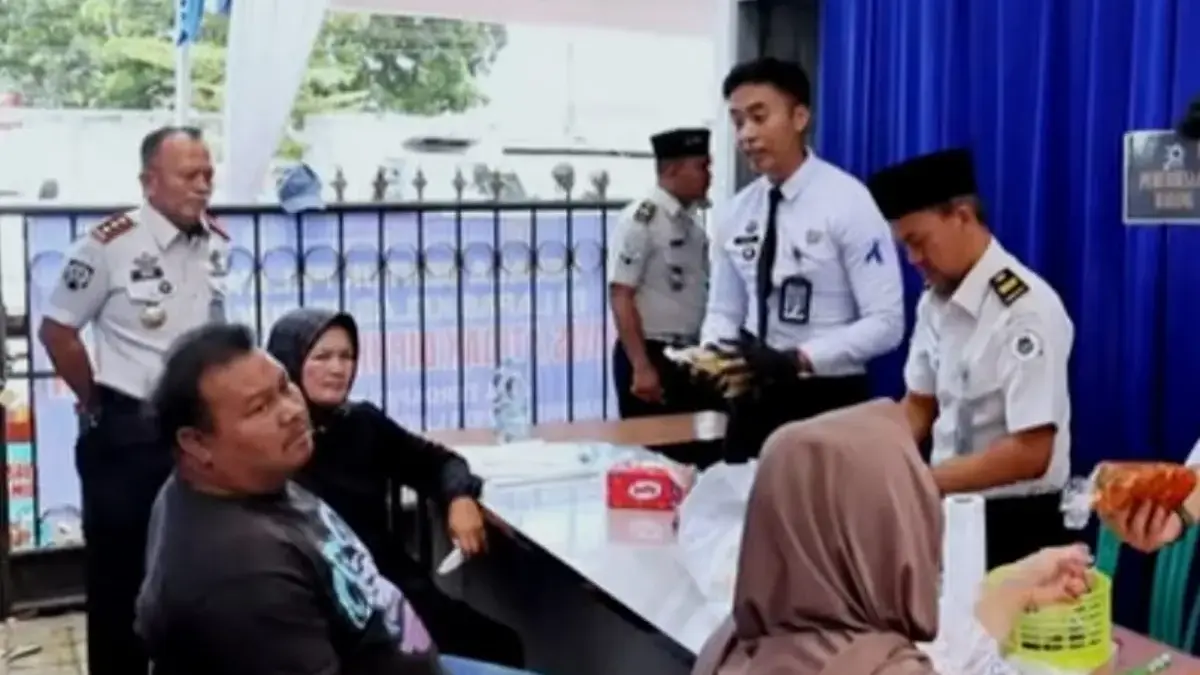Momen Idulfitri 1447 H menjadi penawar rindu bagi ratusan Warga Binaan Pemasyarakatan (WBP) di Lapas Kelas IIB