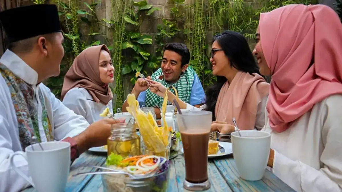 9 Ide Kegiatan Bersama Keluarga di Hari Lebaran Agar Terasa Lebih Harmonis