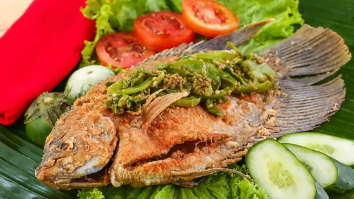 Tinggal Digoreng, Ini 4 Resep Marinasi Ikan untuk Menu Sahur Sat-set Enak Anti Ribet Nila Goreng Sambal Cibiuk.