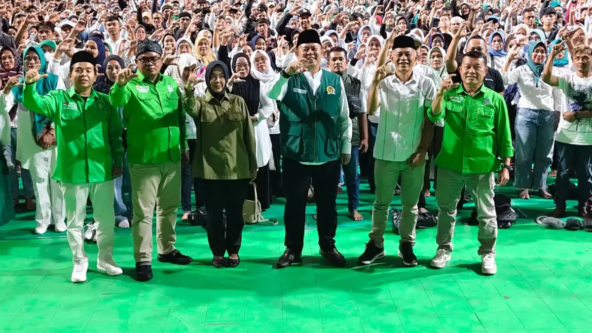 Ketua DPRD Kabupaten Bandung Hj. Renie Rahayu Fauzi dampingi Wakil Ketua DPR RI dari Fraksi PKB