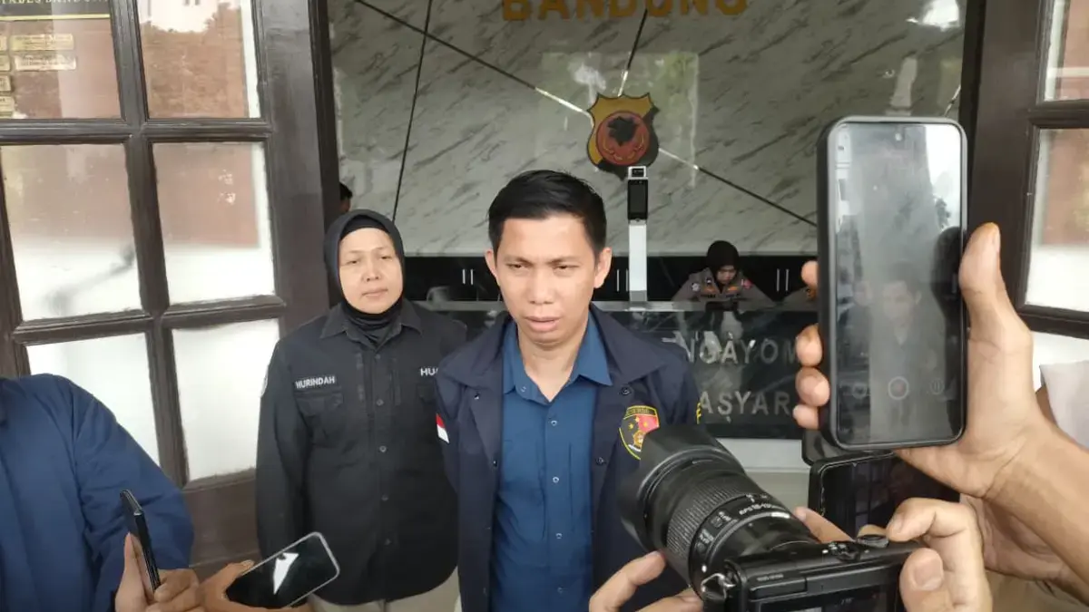 Pepet Kendaraan Secara Paksa, 3 DC di Bandung Ditetapkan sebagai Tersangka Pepet Kendaraan Secara Paksa, 3 DC di Bandung Ditetapkan sebagai Tersangka