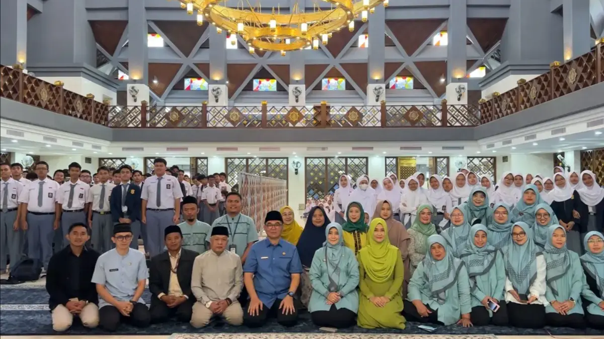 Sekretaris Daerah Kabupaten Bogor, Ajat Rochmat Jatnika, menegaskan bahwa kegiatan Smartren Ekologi Takzim