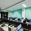 BPJS Kesehatan Cabang Banjar saat mengikuti rapat secara langsung melalui zoom bersama BPJS Kesehata pusat