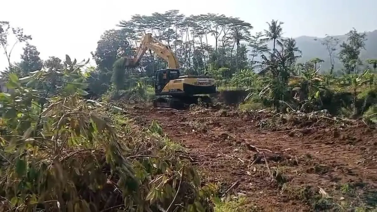 Rumah Pemulung di Ciamis Dibongkar Paksa untuk Normalisasi Sungai, Pemilik: Saya Bayar Pajak Setiap Tahun! Rumah Pemulung di Ciamis Dibongkar Paksa untuk Normalisasi Sungai, Pemilik: Saya Bayar Pajak Setiap Tahun!