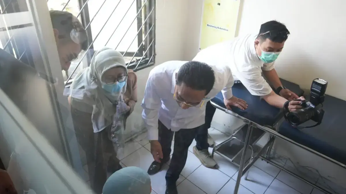 Wakil Menteri Kesehatan (Wamenkes) dr. Benjamin Paulus Octavianus bersama Wamendagri Akhmad Wiyagus