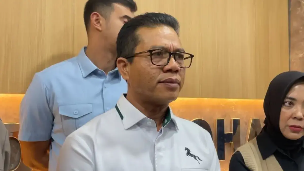 ASN Dilarang Pakai Mobil Dinas untuk Mudik, Bupati Bandung: Gunakan Kendaraan Pribadi ASN Dilarang Pakai Mobil Dinas untuk Mudik, Bupati Bandung: Gunakan Kendaraan Pribadi