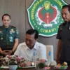 Ketua Dewan Ekonomi Nasional (DEN) Luhut Binsar Pandjaitan usai Mengisi Kuliah Umum di Unjani Cimahi