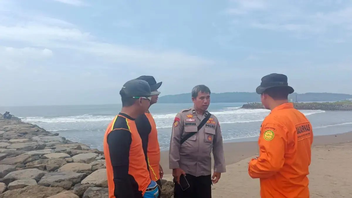 Bocah 14 Tahun Hilang Terseret Arus di Pantai Timur Pangandaran, Tim SAR Gabungan Dikerahkan