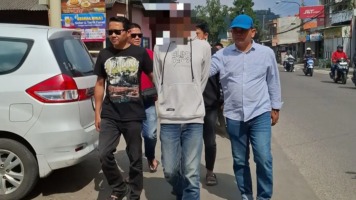 Viral Aksi “Minta THR” di Pabrik Kerupuk Bojongsoang, Pelaku Dibekuk Polisi