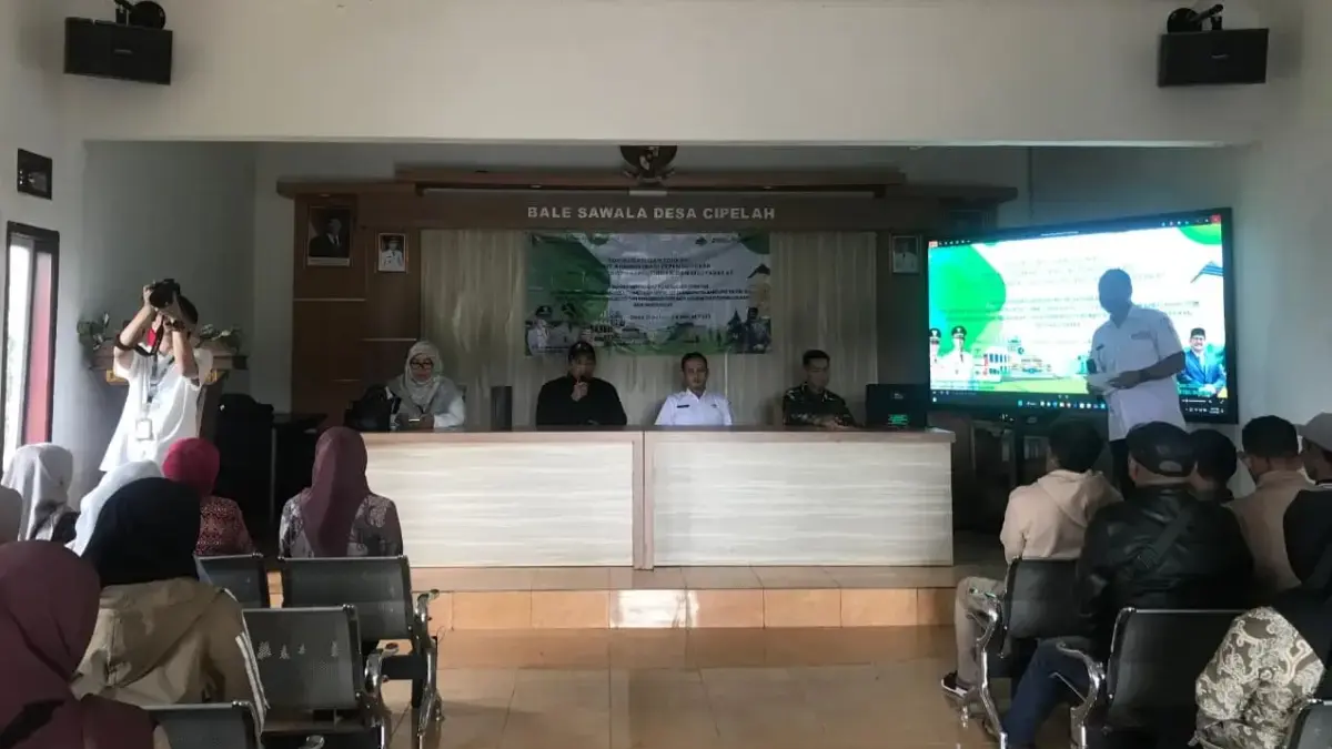Satgas TMMD Kodim Bandung Gencar Edukasi Administrasi Kependudukan di Desa Cipelah administrasi kependudukan