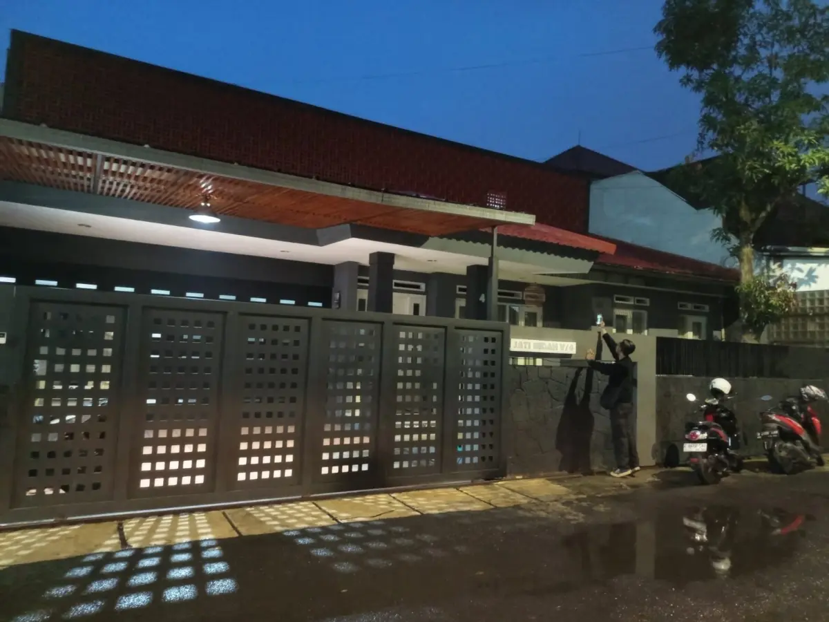 Ada Kejanggalan Saat Penggeledahan Rumah di Bandung – jabarekspres.com