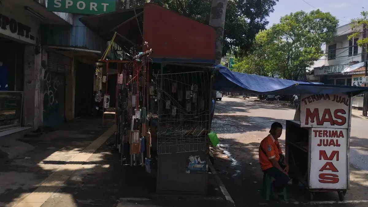 PKL Cicadas Dukung BRT, Asal Penataan Pedagang Dituntaskan Lebih Dulu PKL Cicadas Dukung BRT, Asal Penataan Pedagang Dituntaskan Lebih Dulu
