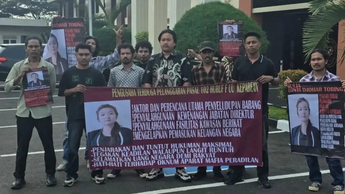 Aktivis kampus kritik keras status tahanan kota terdakwa skandal Kepabeanan di PN Cibinong yang dinilai menced