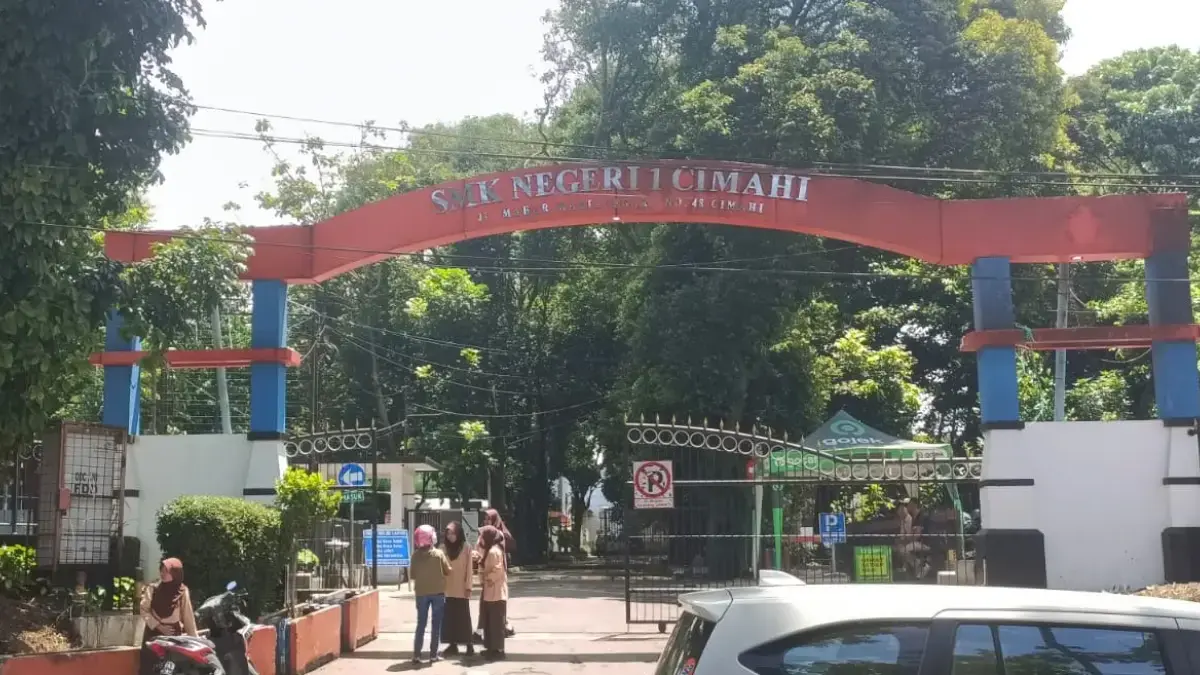 Melalui Jalur Prestasi, Puluhan Siswa SMKN 1 Cimahi Diterima Kampus Ternama Siswa SMKN 1 Cimahi