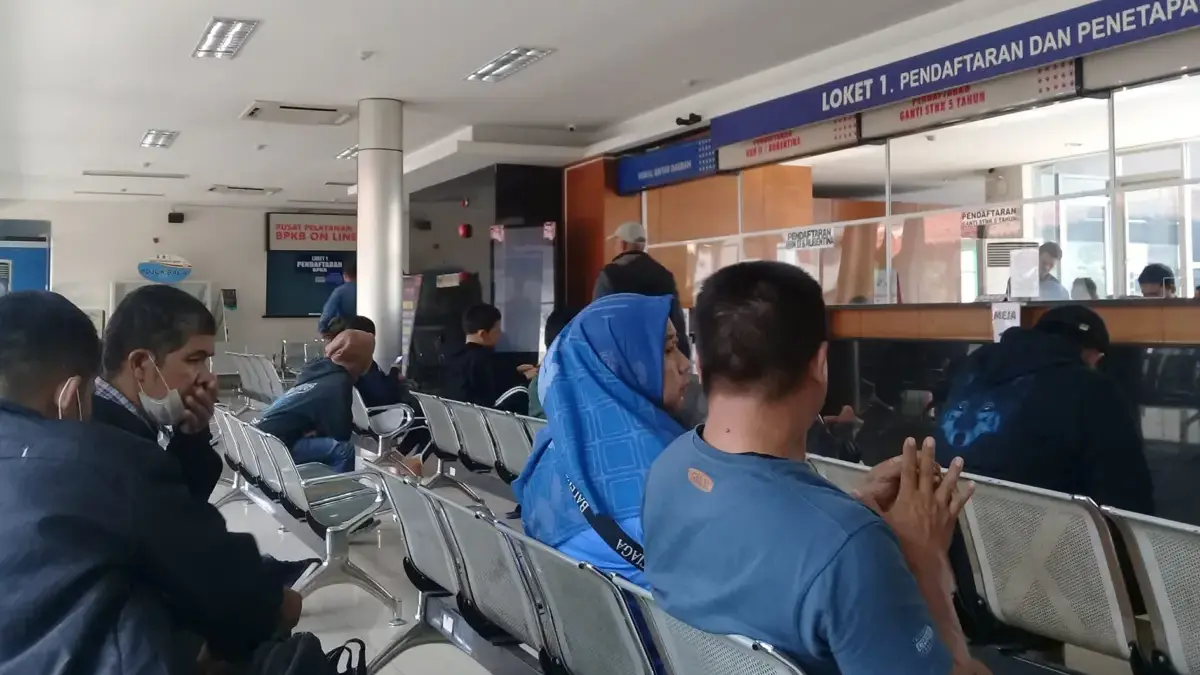Gubernur Jabar Dedi Mulyadi copot Kepala Samsat Soekarno Hatta akibat abaikan aturan bayar pajak tanpa KTP asl