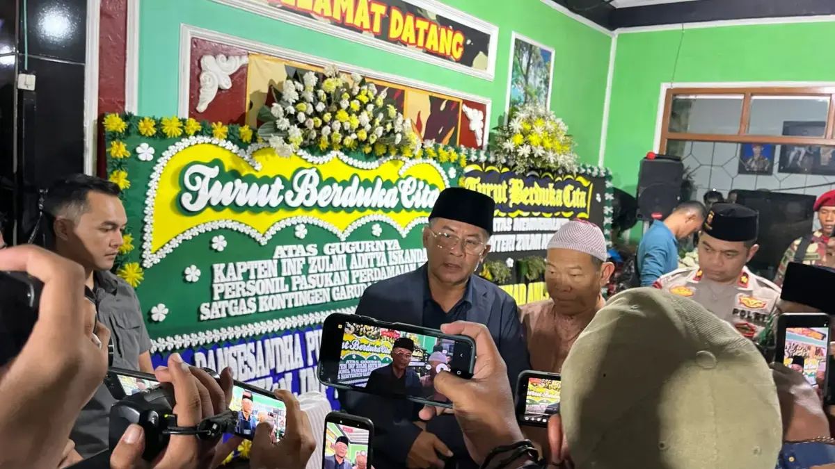 Wakili Pemprov Jabar, Erwan Setiawan Takziah ke Rumah Mayor Anumerta Zulmi