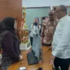 Wakil Menteri Ketenagakerjaan Republik Indonesia Afriansyah Noor saat meninjau langsung program magang nasiona