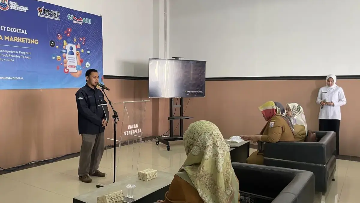 Kejaksaan Negeri menggeledah kantor Disnaker Kota Cimahi terkait dugaan korupsi program pelatihan tenaga kerja