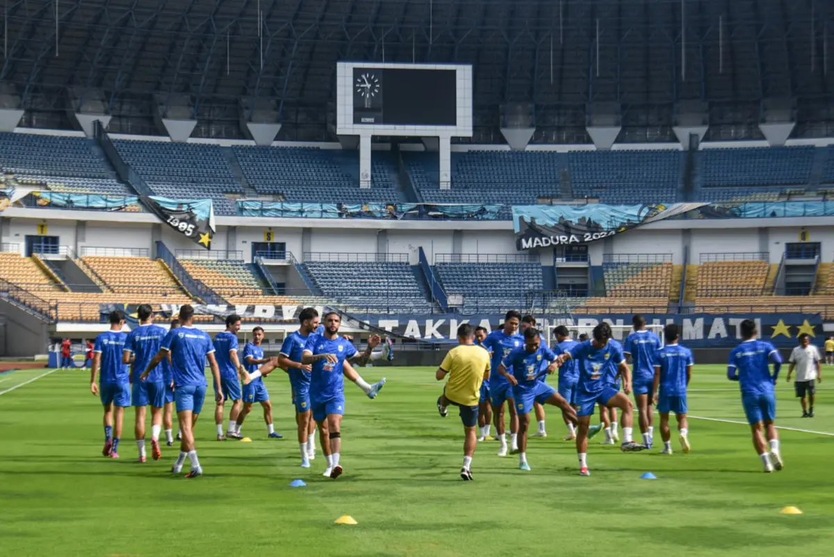 Di Puncak Tapi Tak Boleh Lengah, Persib Dapat Peringatan Keras dari Bojan Hodak  – jabarekspres.com